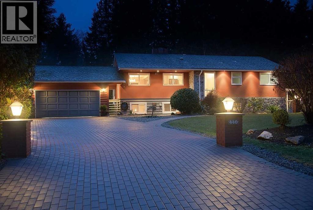440 NEWLANDS ROAD, West Vancouver, British Columbia