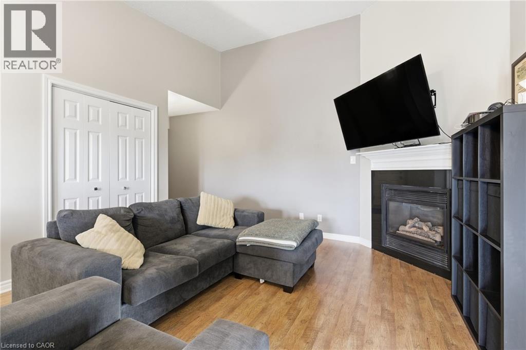 4003 Kilmer Drive Unit# 402, Burlington, Ontario  L7M 4M1 - Photo 8 - 40781902