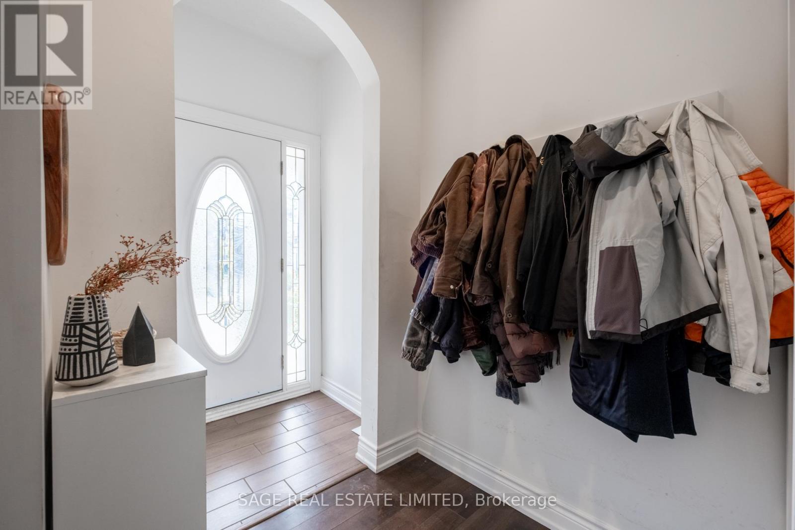 18 Palmerston Avenue, Toronto, Ontario  M6J 2H7 - Photo 25 - C12480880