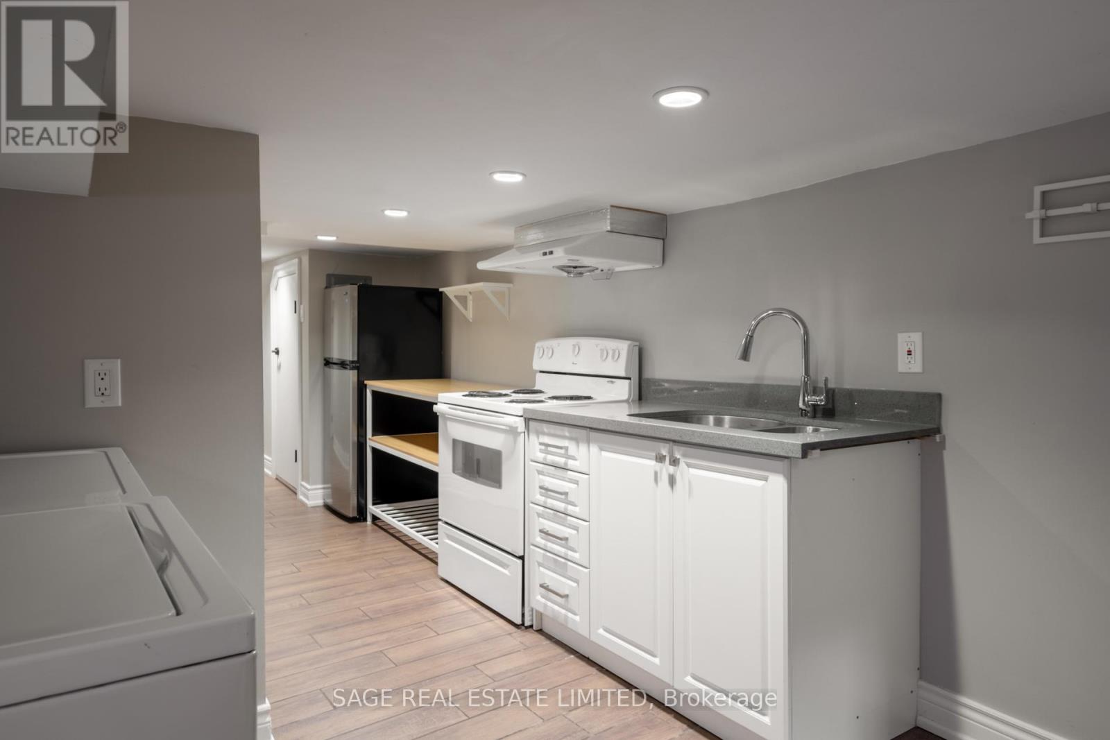 18 Palmerston Avenue, Toronto, Ontario  M6J 2H7 - Photo 35 - C12480880