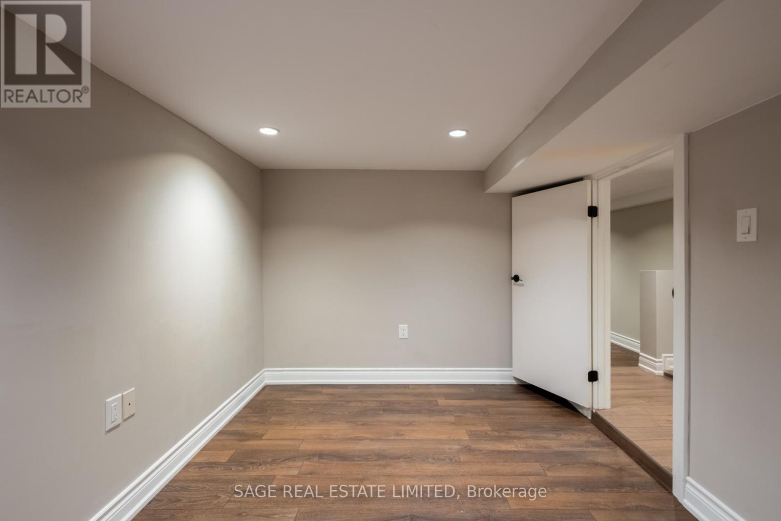 18 Palmerston Avenue, Toronto, Ontario  M6J 2H7 - Photo 42 - C12480880