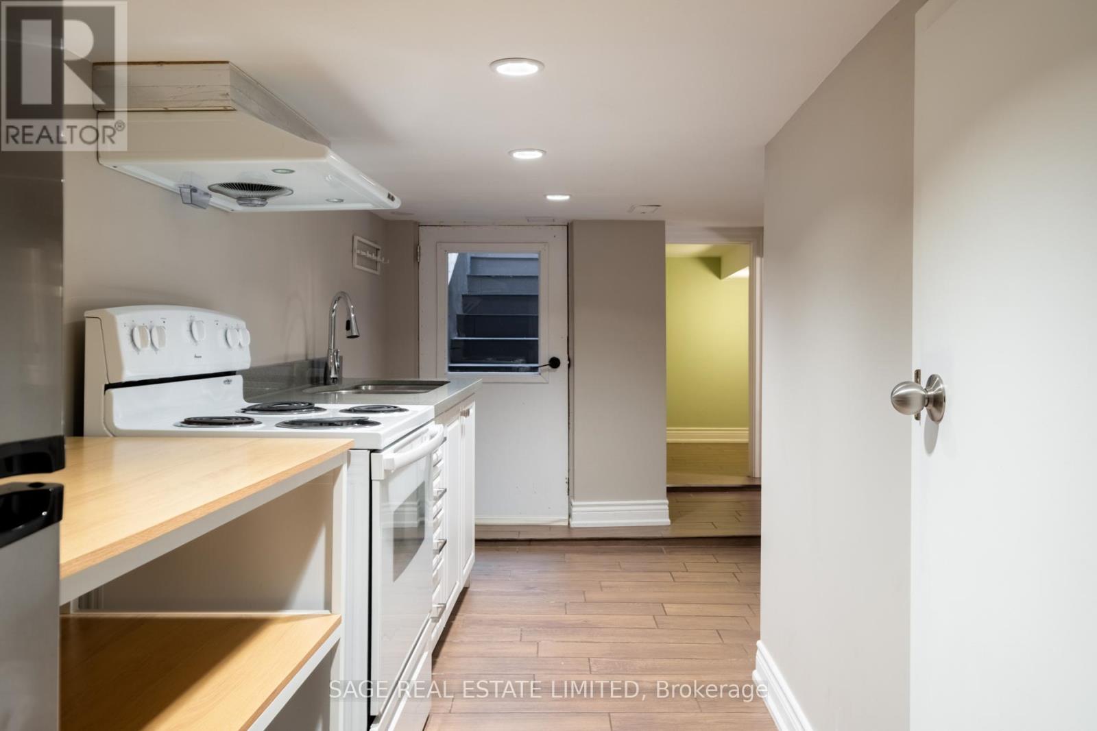 18 Palmerston Avenue, Toronto, Ontario  M6J 2H7 - Photo 43 - C12480880