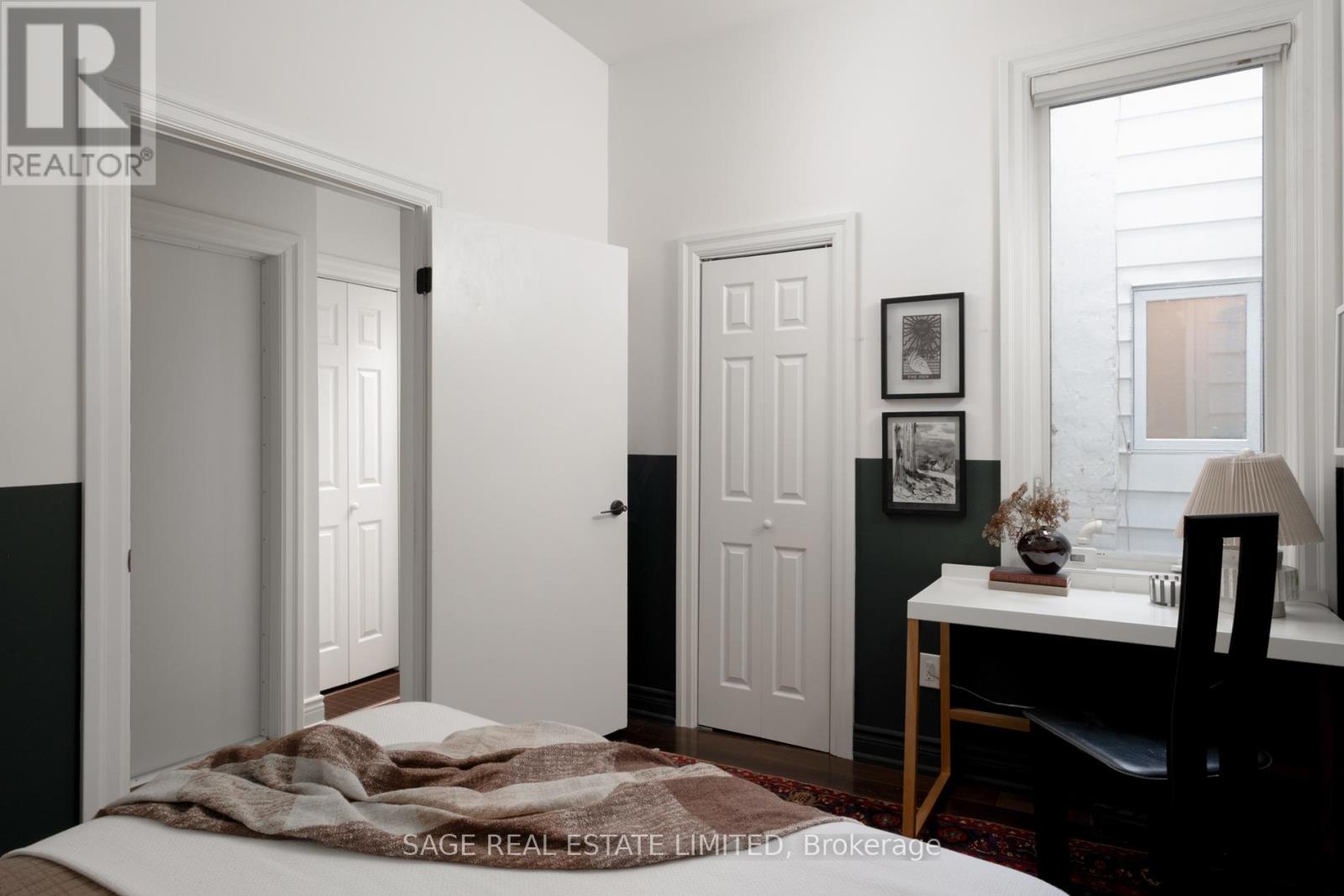 18 Palmerston Avenue, Toronto, Ontario  M6J 2H7 - Photo 8 - C12480880