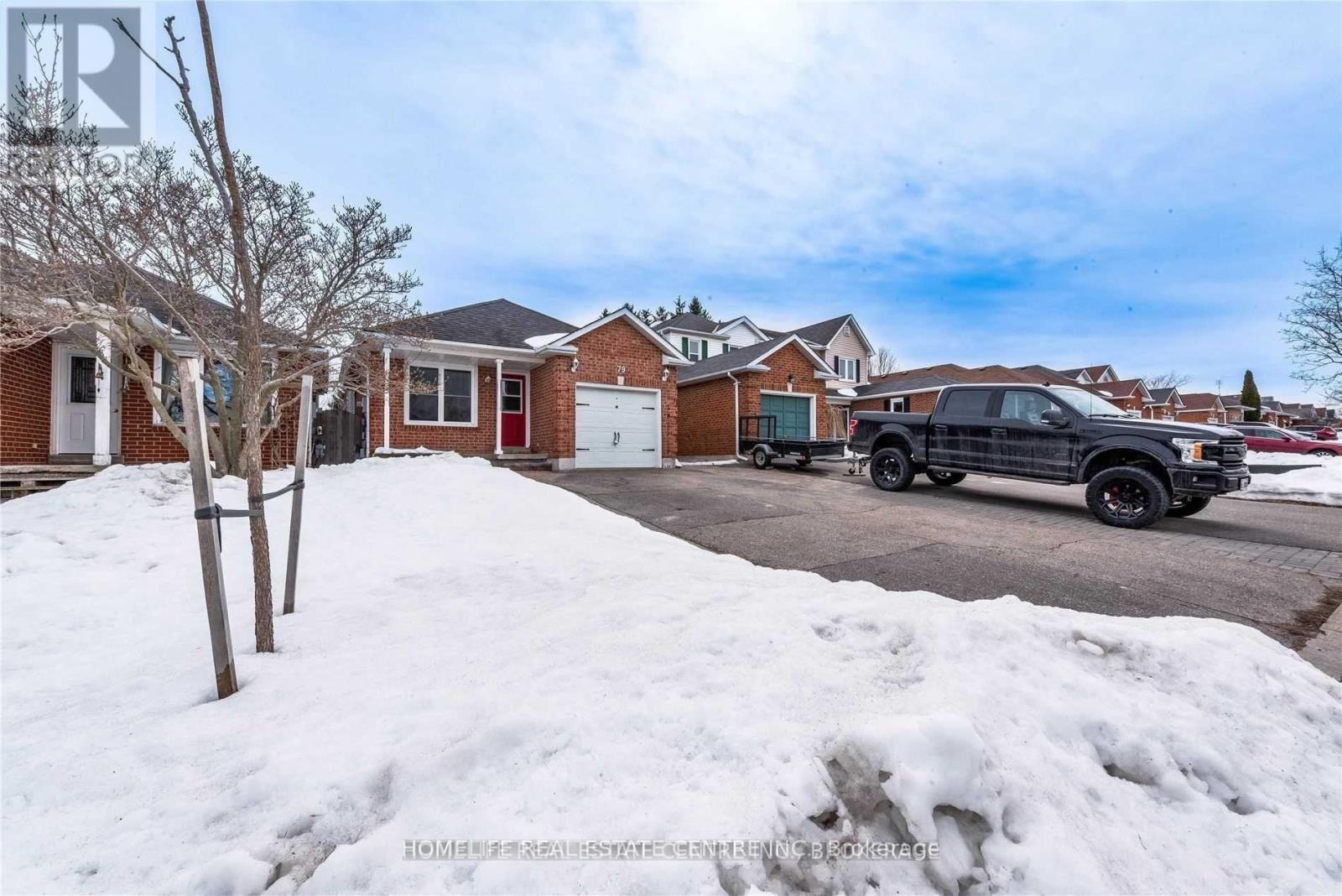 79 Hart Boulevard S, Clarington, Ontario  L1B 1E4 - Photo 2 - E12480860
