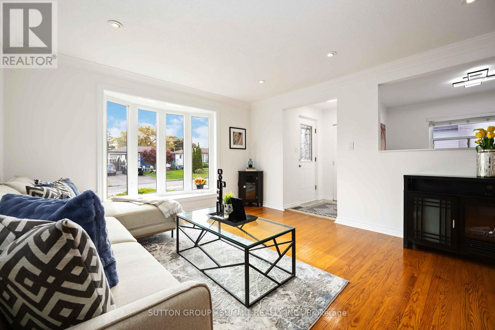 952 Oklahoma Drive, Pickering, Ontario  L1W 2H7 - Photo 7 - E12480862