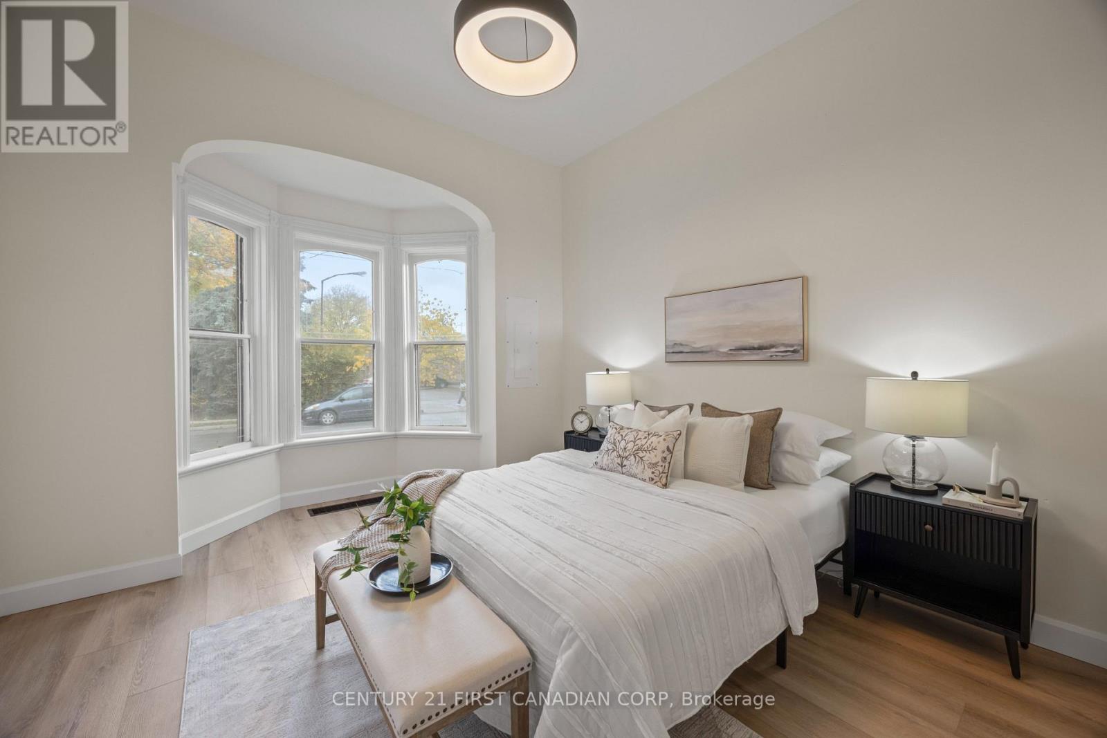 14 Euclid Avenue, London South, Ontario  N6C 1C1 - Photo 25 - X12480350