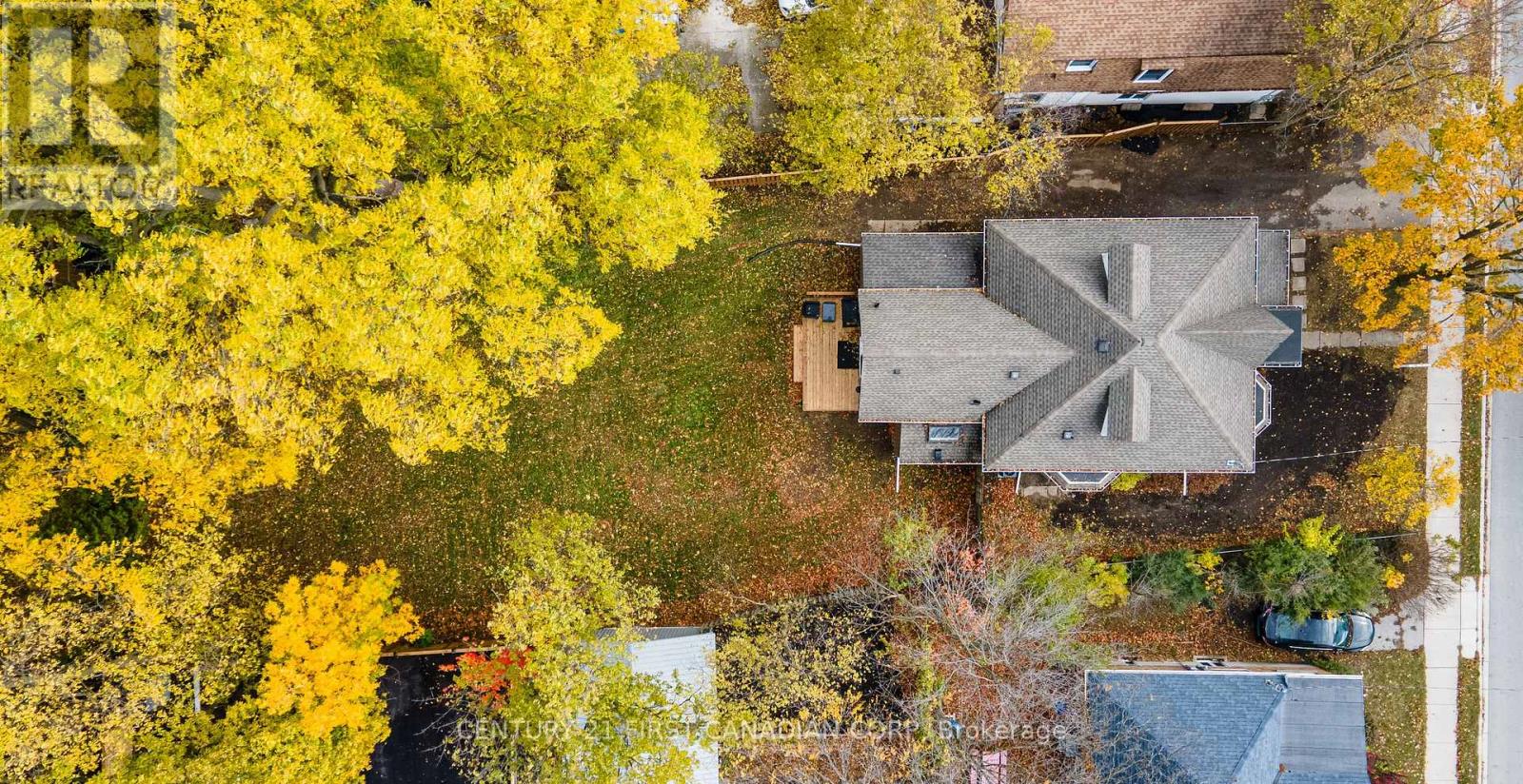 14 Euclid Avenue, London South, Ontario  N6C 1C1 - Photo 40 - X12480350