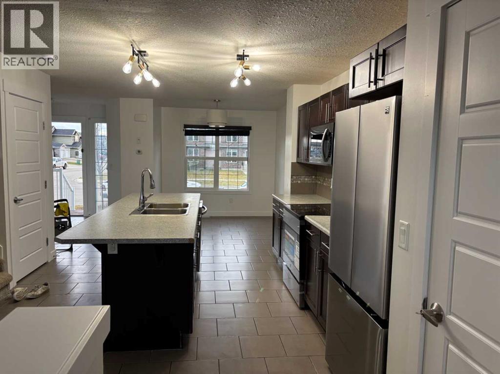 Property at 8816 96 Avenue image 5