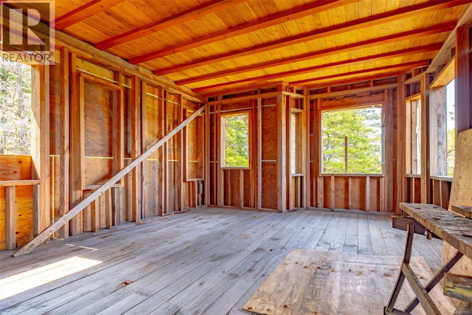 2 Main Rd, Lasqueti Island, British Columbia  V0R 2J0 - Photo 9 - 982981