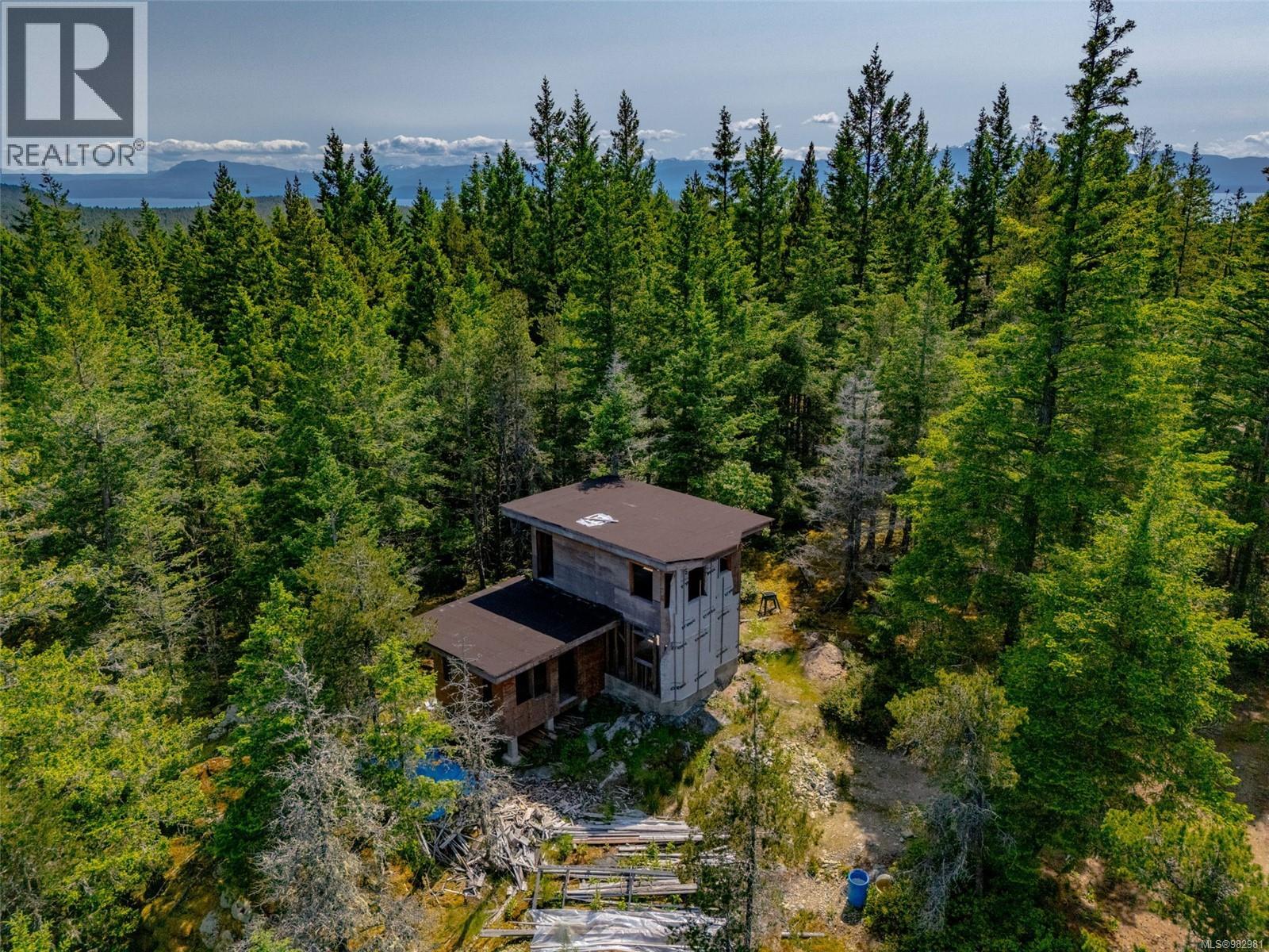 2 Main Rd, Lasqueti Island, British Columbia  V0R 2J0 - Photo 2 - 982981