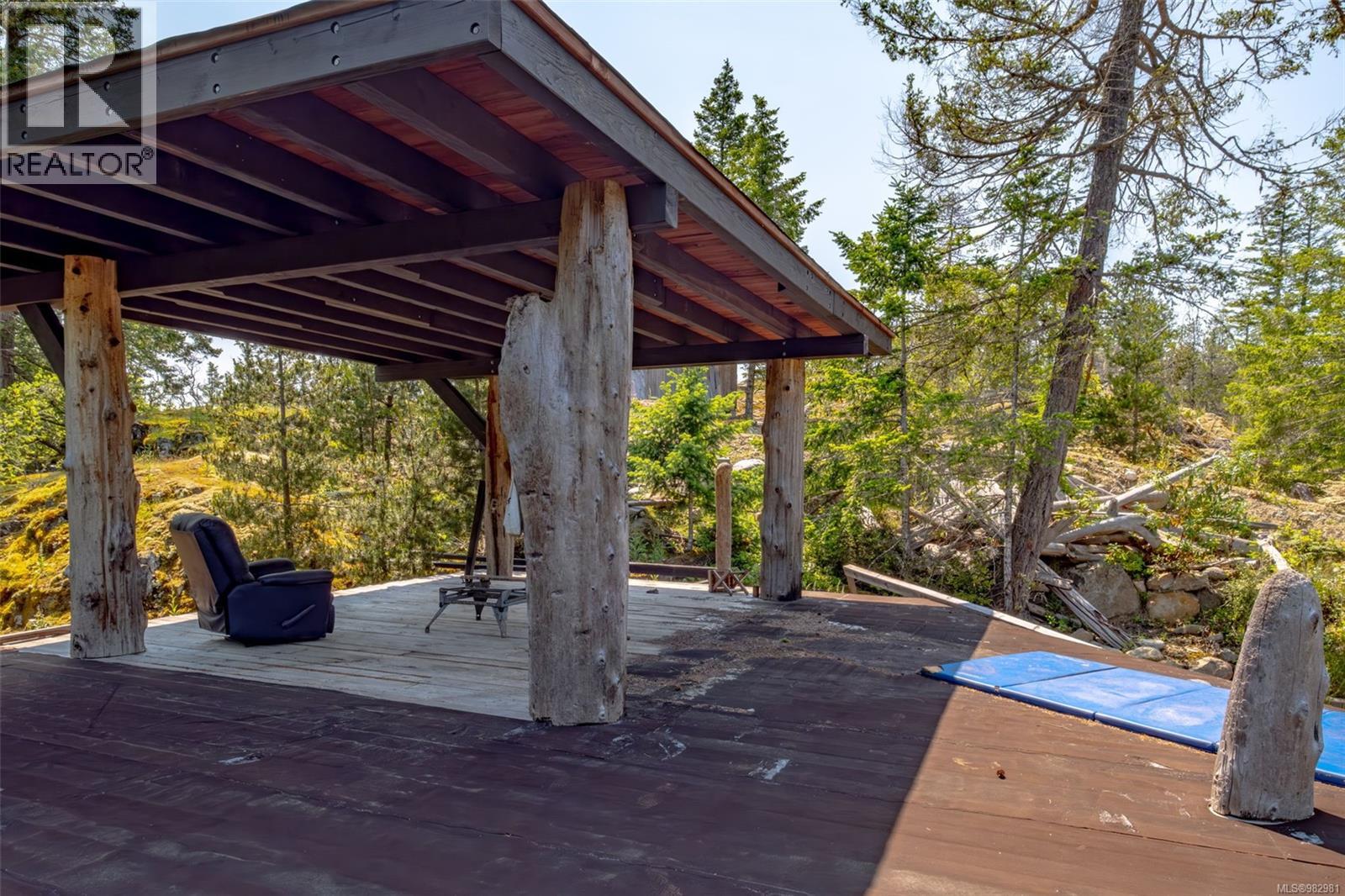 2 Main Rd, Lasqueti Island, British Columbia  V0R 2J0 - Photo 16 - 982981