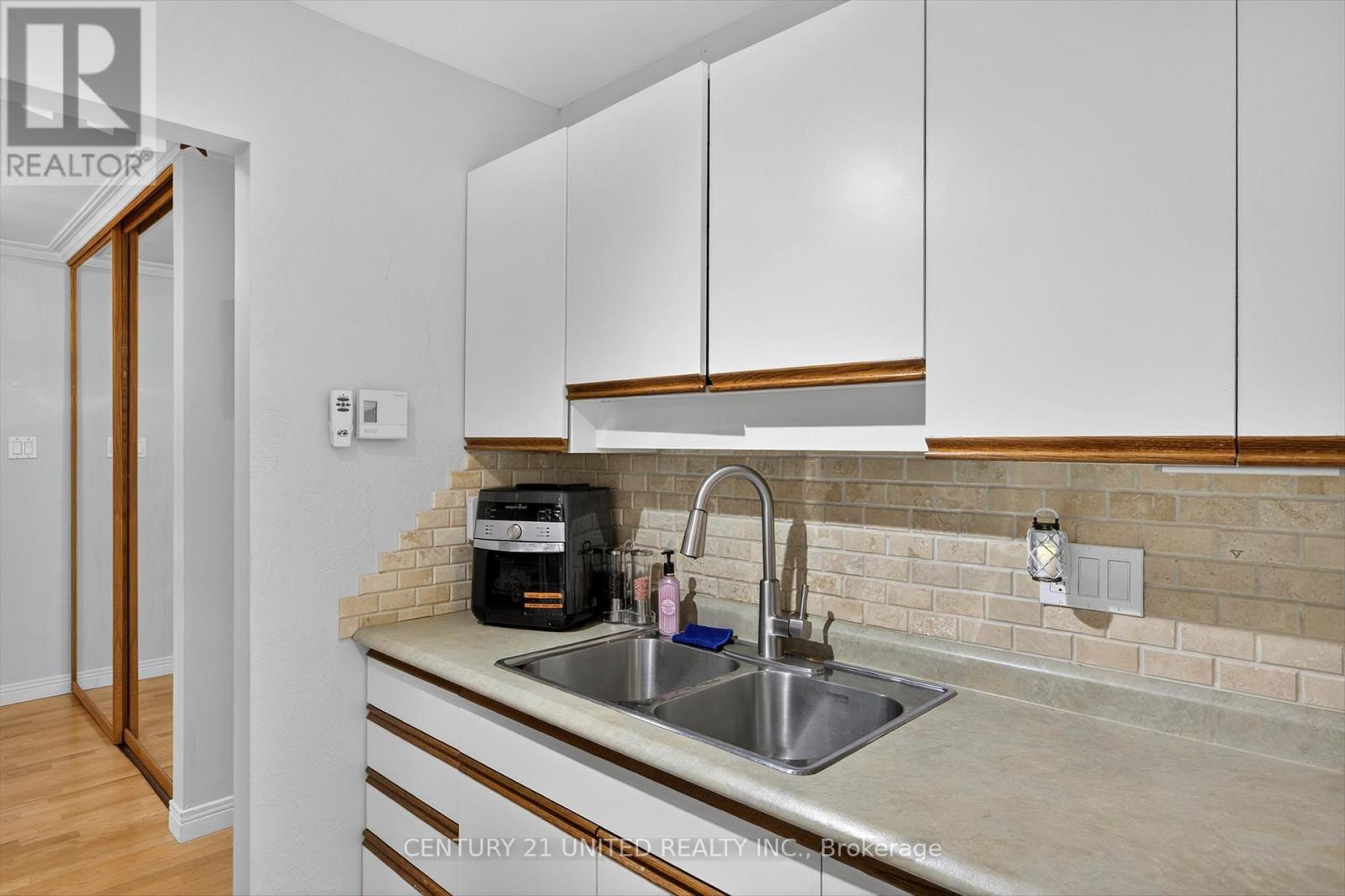 8 - 635 Whitaker Street, Peterborough, Ontario  K9H 7L5 - Photo 19 - X12480942