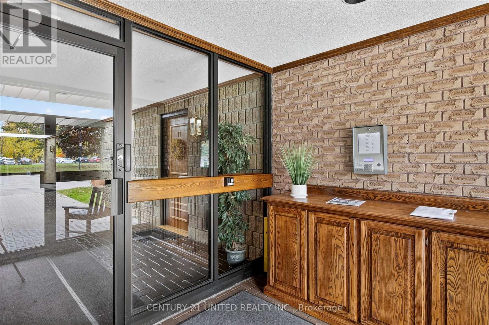 8 - 635 Whitaker Street, Peterborough, Ontario  K9H 7L5 - Photo 36 - X12480942