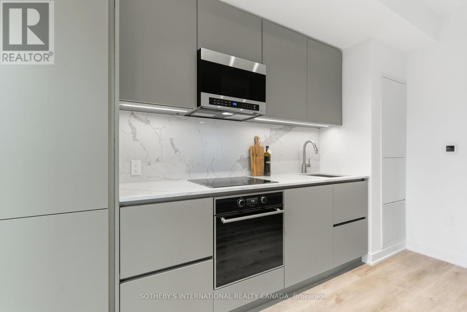 418s - 110 Broadway Avenue, Toronto, Ontario  M4P 1V7 - Photo 14 - C12466258
