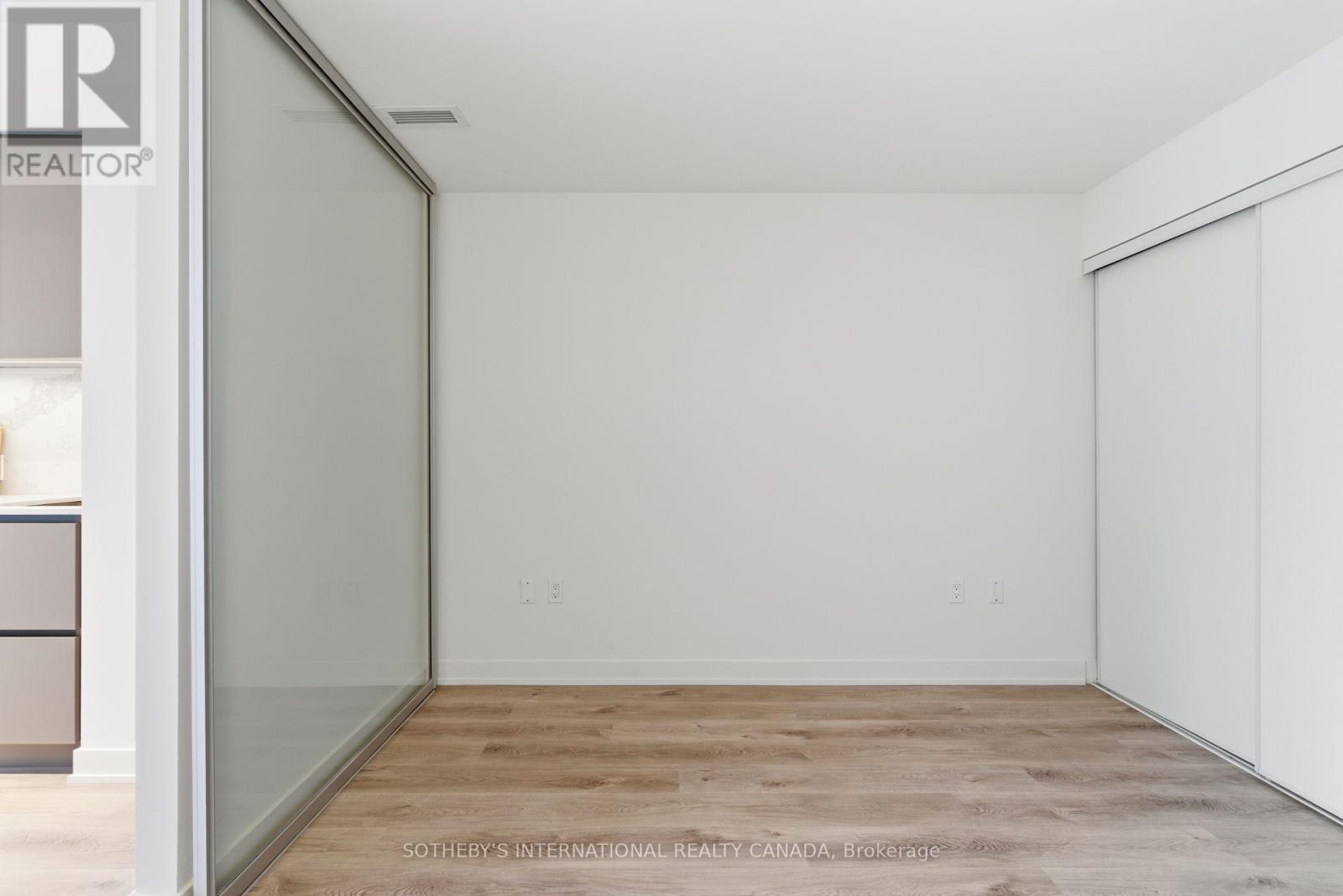 418s - 110 Broadway Avenue, Toronto, Ontario  M4P 1V7 - Photo 17 - C12466258