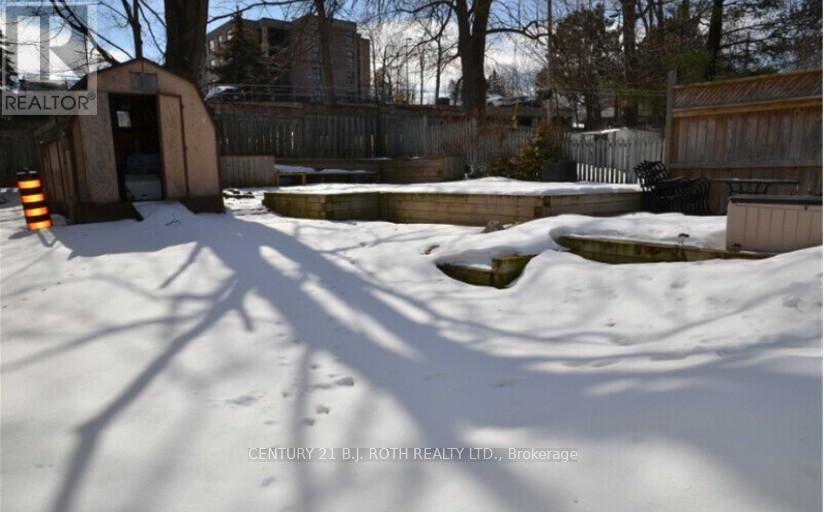 16 Albany Avenue, Orillia, Ontario  L3V 2T3 - Photo 11 - S12480837