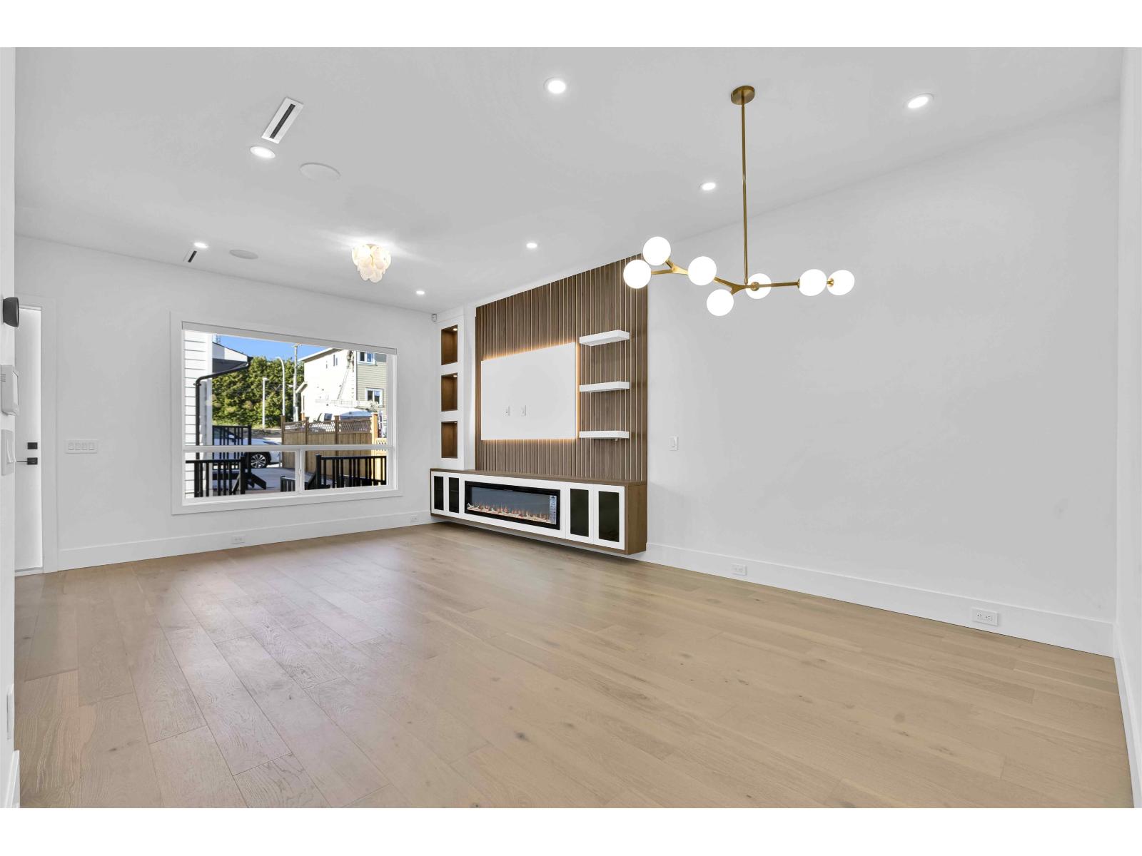 16723 19a Avenue, Surrey, British Columbia  V3Z 1K2 - Photo 9 - R3061560