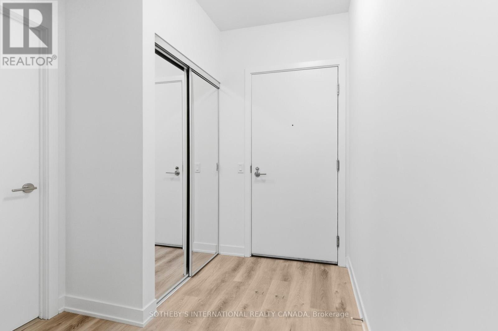 418s - 110 Broadway Avenue, Toronto, Ontario  M4P 1V7 - Photo 2 - C12466258