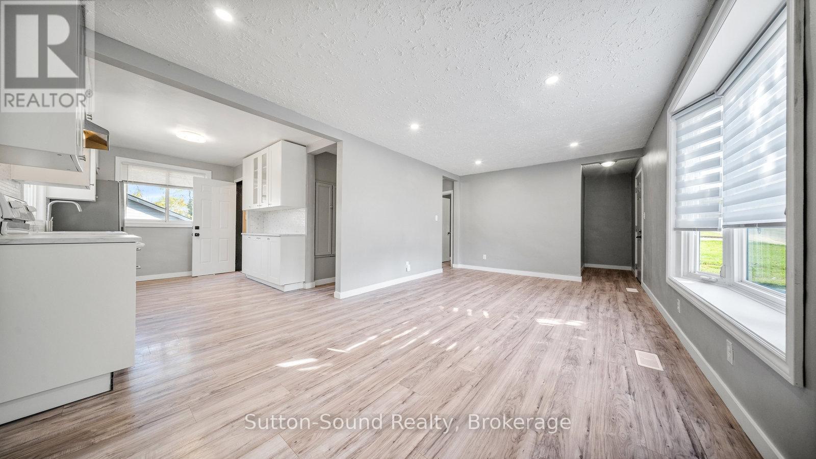 370 Grey Street, Brantford, Ontario  N3S 4X4 - Photo 8 - X12480890