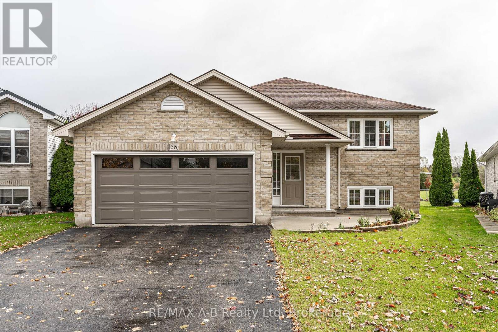 65 PARKHAVEN CRESCENT, St. Marys, Ontario