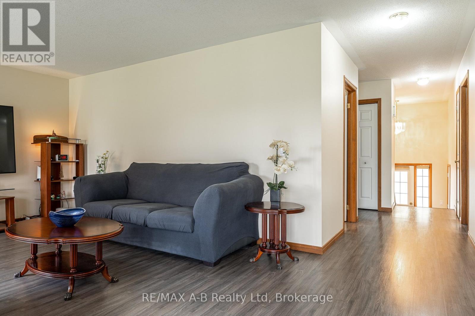 65 Parkhaven Crescent, St. Marys, Ontario  N4X 1E7 - Photo 19 - X12480968