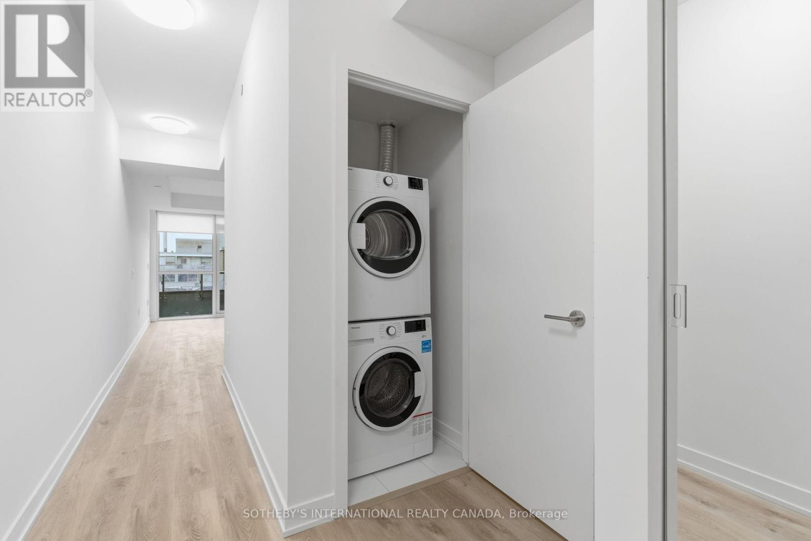 418s - 110 Broadway Avenue, Toronto, Ontario  M4P 1V7 - Photo 4 - C12466258