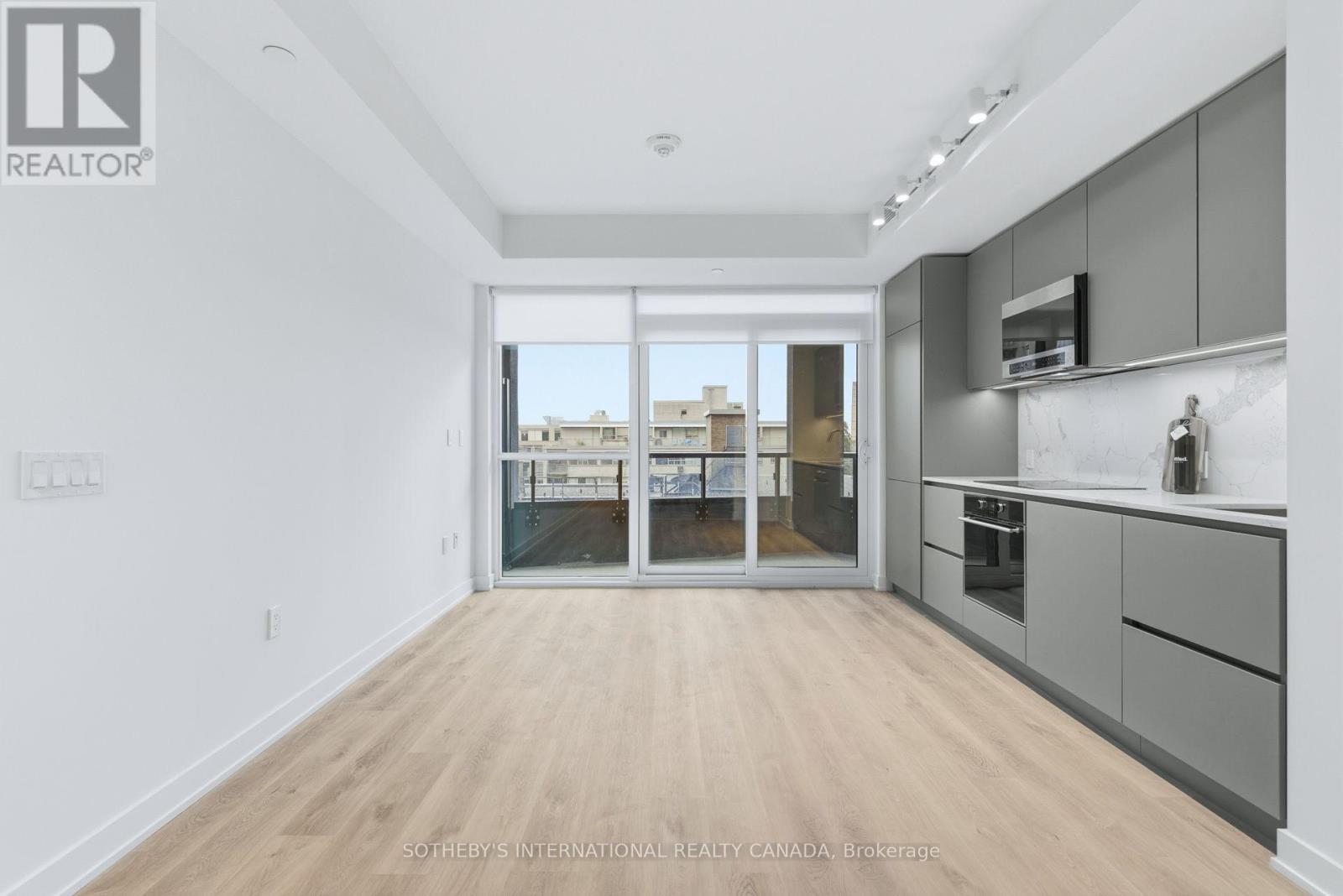 418s - 110 Broadway Avenue, Toronto, Ontario  M4P 1V7 - Photo 5 - C12466258