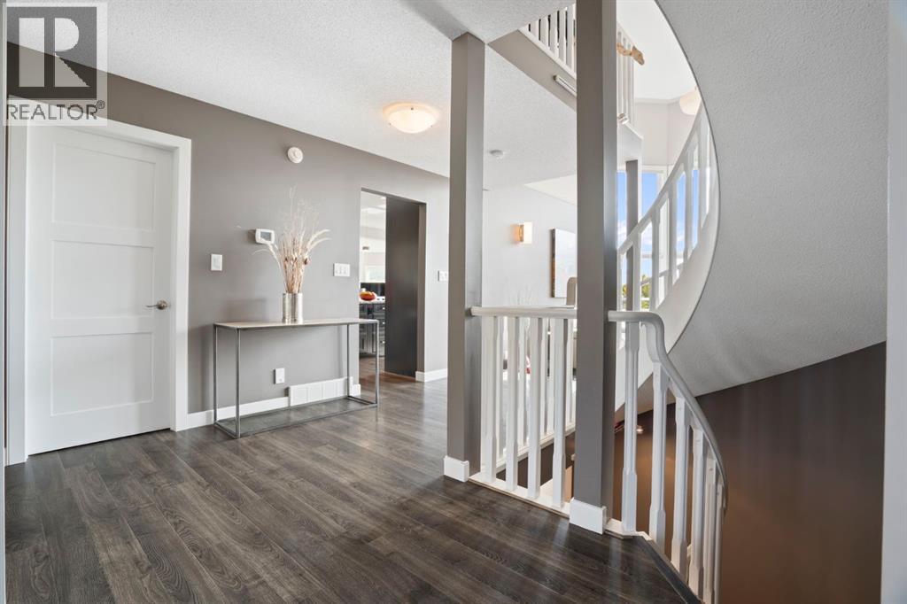7 Blueridge Lane, Rural Rocky View County, Alberta  T3L 2N5 - Photo 6 - A2261336