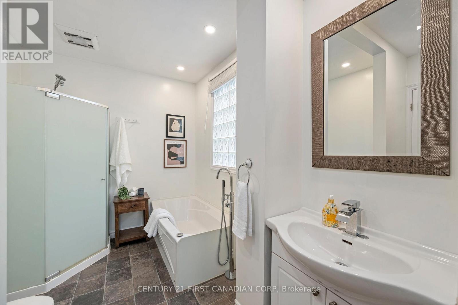 50 Becher Street, London South, Ontario  N6C 1A5 - Photo 11 - X12480979