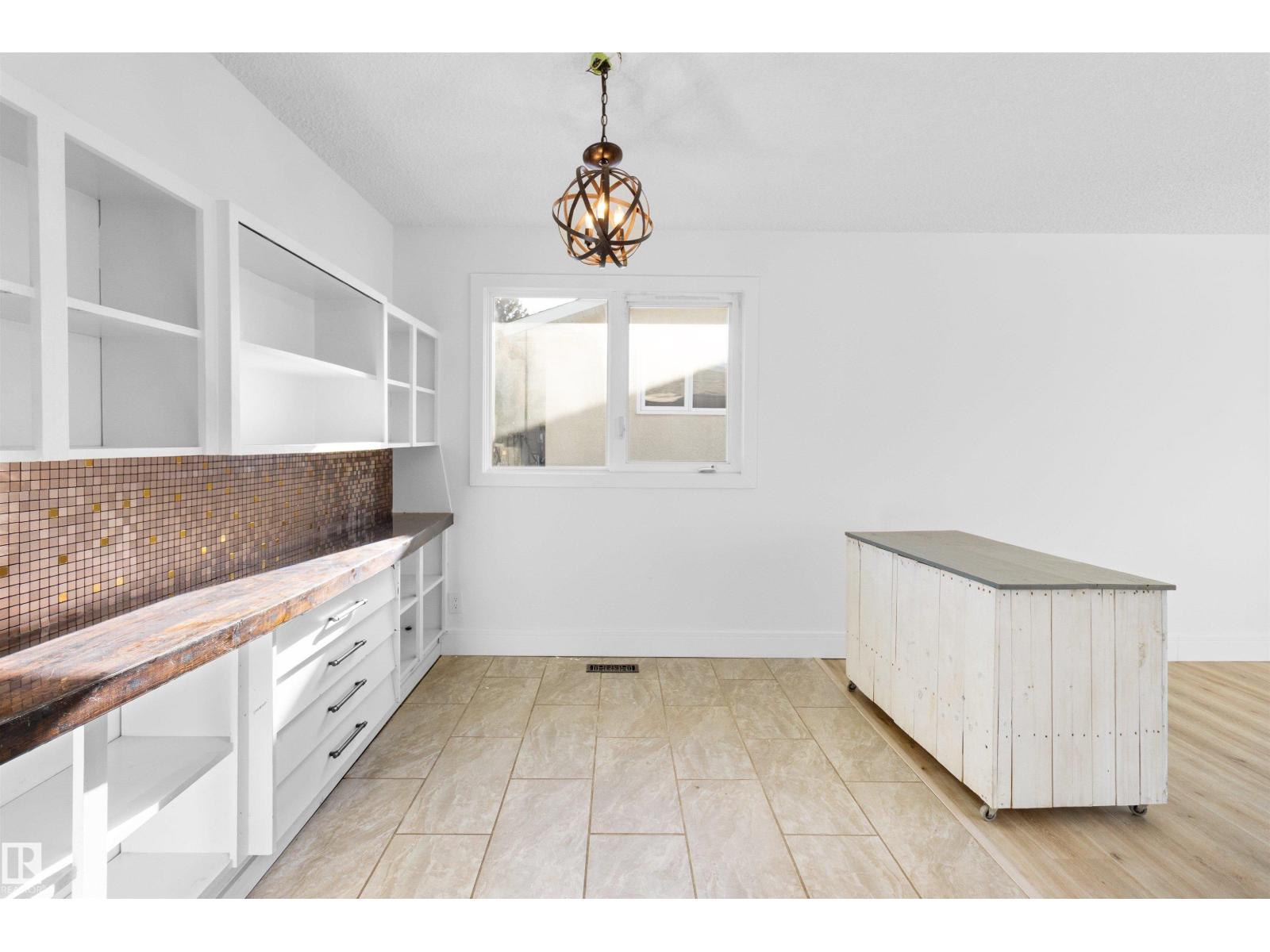 3427 78 St Nw, Edmonton, Alberta  T6K 0E1 - Photo 9 - E4463394