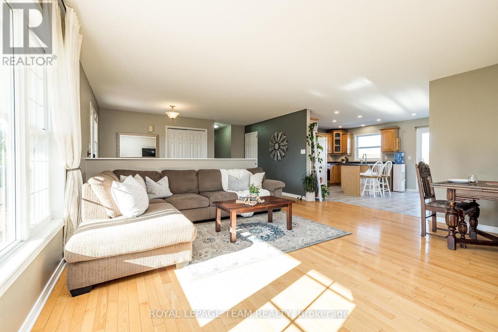 344 Richardson Road, Montague, Ontario  K0G 1N0 - Photo 12 - X12480913