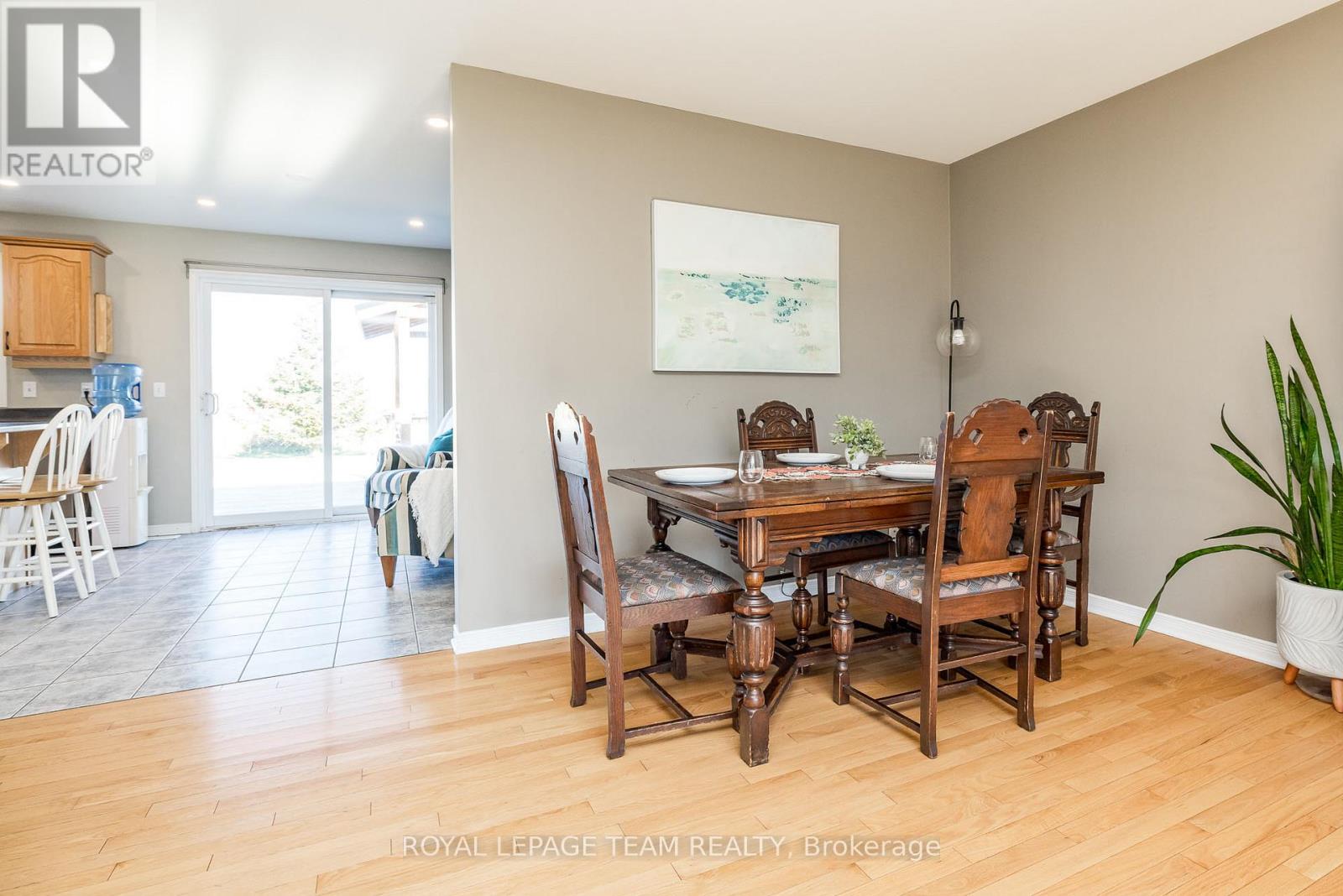 344 Richardson Road, Montague, Ontario  K0G 1N0 - Photo 13 - X12480913