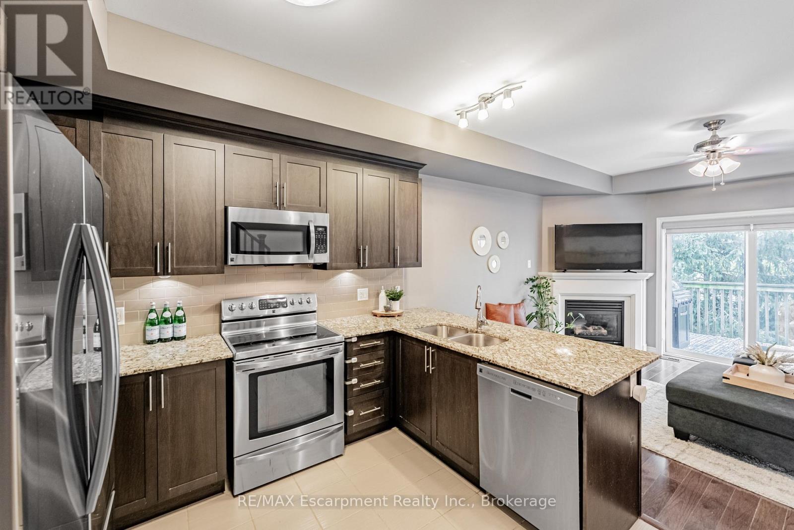 4148 Galileo Common, Burlington, Ontario  L7L 0G7 - Photo 8 - W12480910