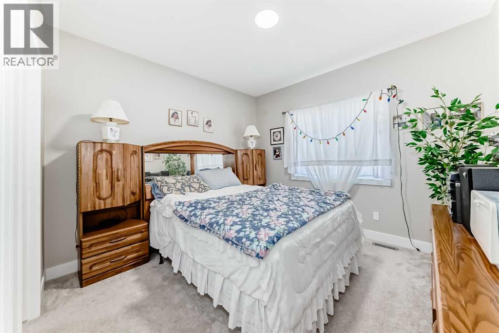 11 Ian Way, Sylvan Lake, Alberta  T4S 0T6 - Photo 16 - A2266436