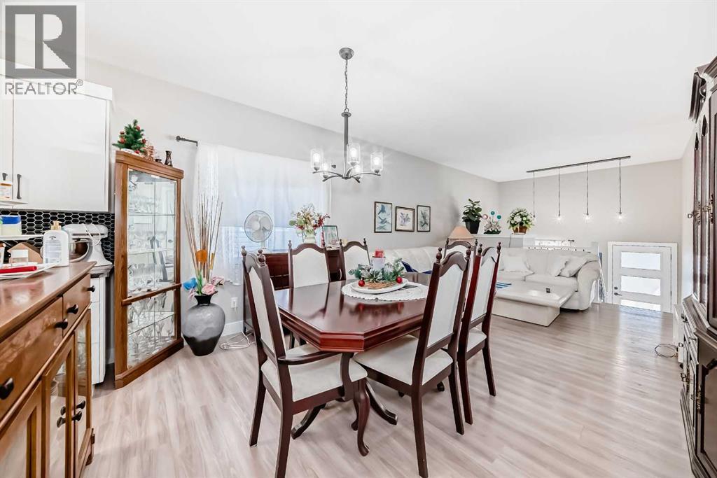11 Ian Way, Sylvan Lake, Alberta  T4S 0T6 - Photo 8 - A2266436
