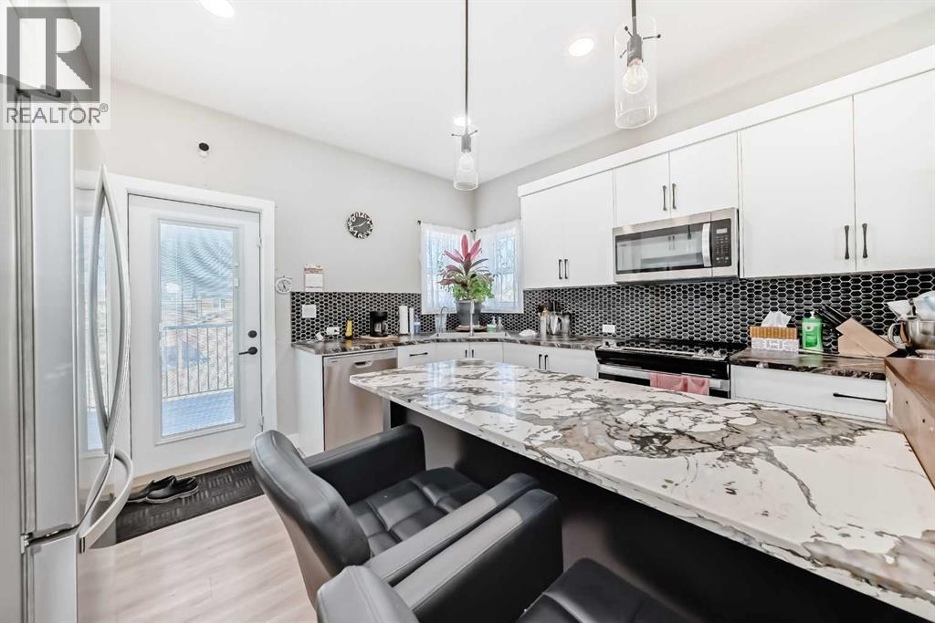 11 Ian Way, Sylvan Lake, Alberta  T4S 0T6 - Photo 9 - A2266436