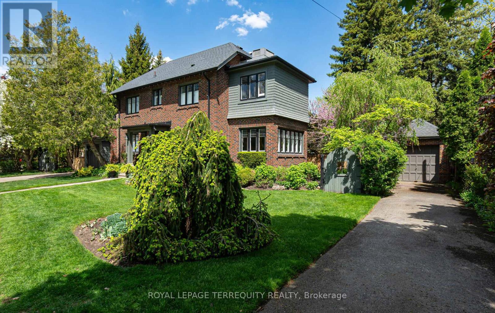 59 Baby Point Road, Toronto, Ontario  M6S 2G4 - Photo 32 - W12480827