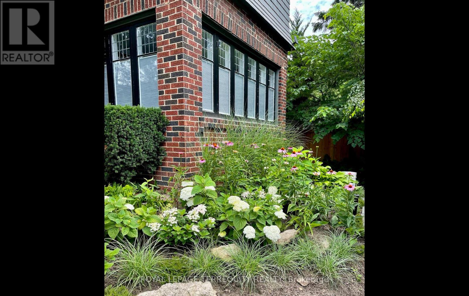 59 Baby Point Road, Toronto, Ontario  M6S 2G4 - Photo 44 - W12480827