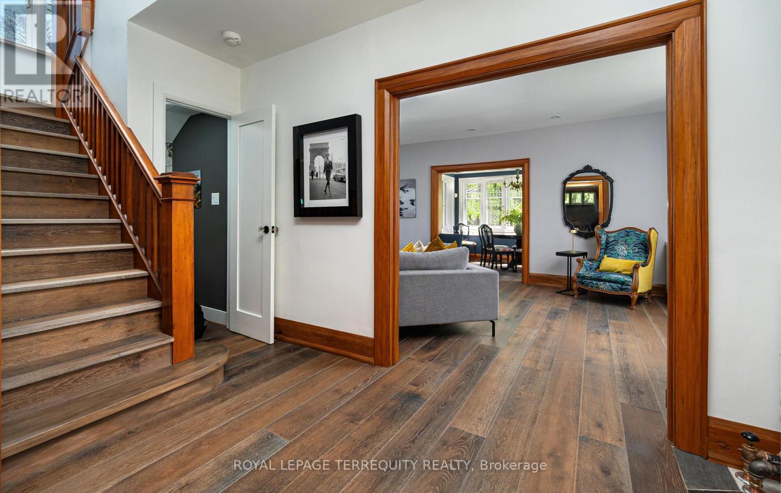 59 Baby Point Road, Toronto, Ontario  M6S 2G4 - Photo 6 - W12480827