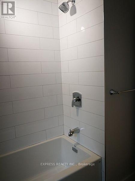 4 - 497 Parkside Drive, Toronto, Ontario  M6R 2Z9 - Photo 10 - W12480829