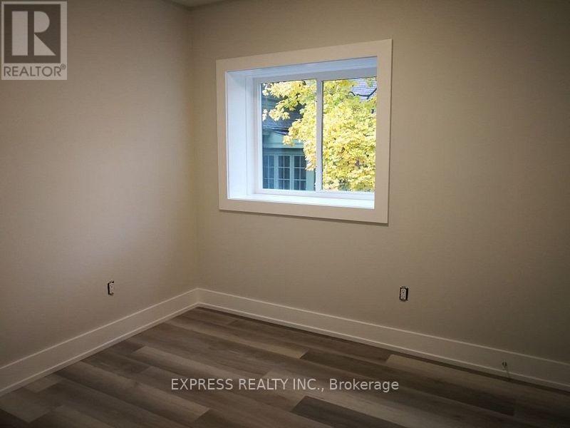 4 - 497 Parkside Drive, Toronto, Ontario  M6R 2Z9 - Photo 13 - W12480829