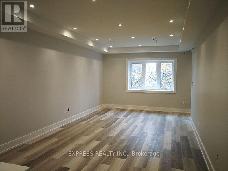 4 - 497 Parkside Drive, Toronto, Ontario  M6R 2Z9 - Photo 3 - W12480829