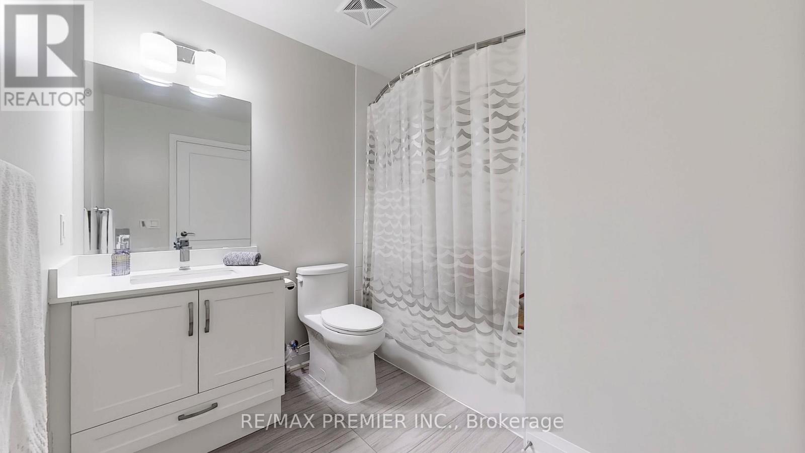 808 - 15 Lynch Street, Brampton, Ontario  L6W 0C7 - Photo 26 - W12480841