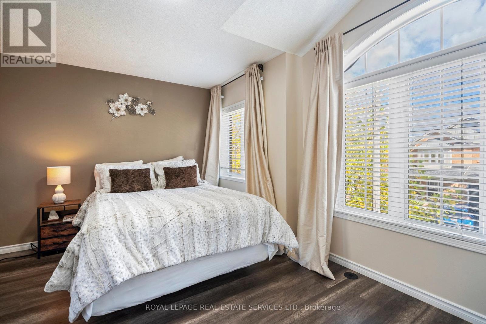 2293 Seton Crescent, Burlington, Ontario  L7L 6Y4 - Photo 29 - W12480846