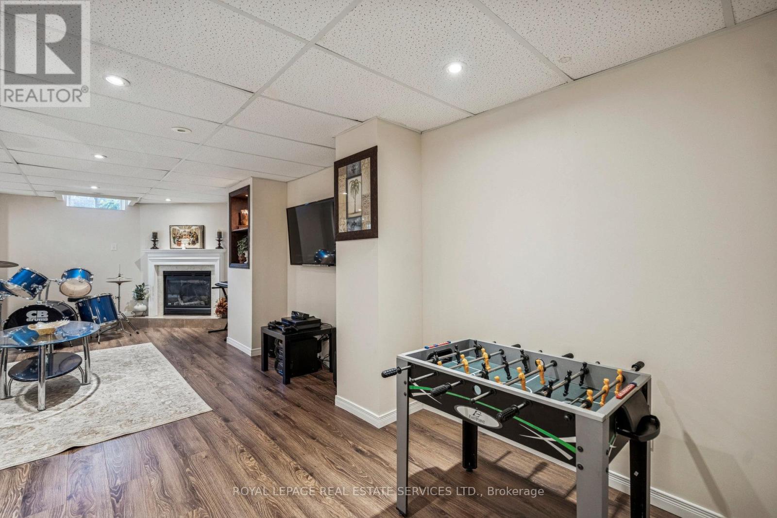 2293 Seton Crescent, Burlington, Ontario  L7L 6Y4 - Photo 38 - W12480846