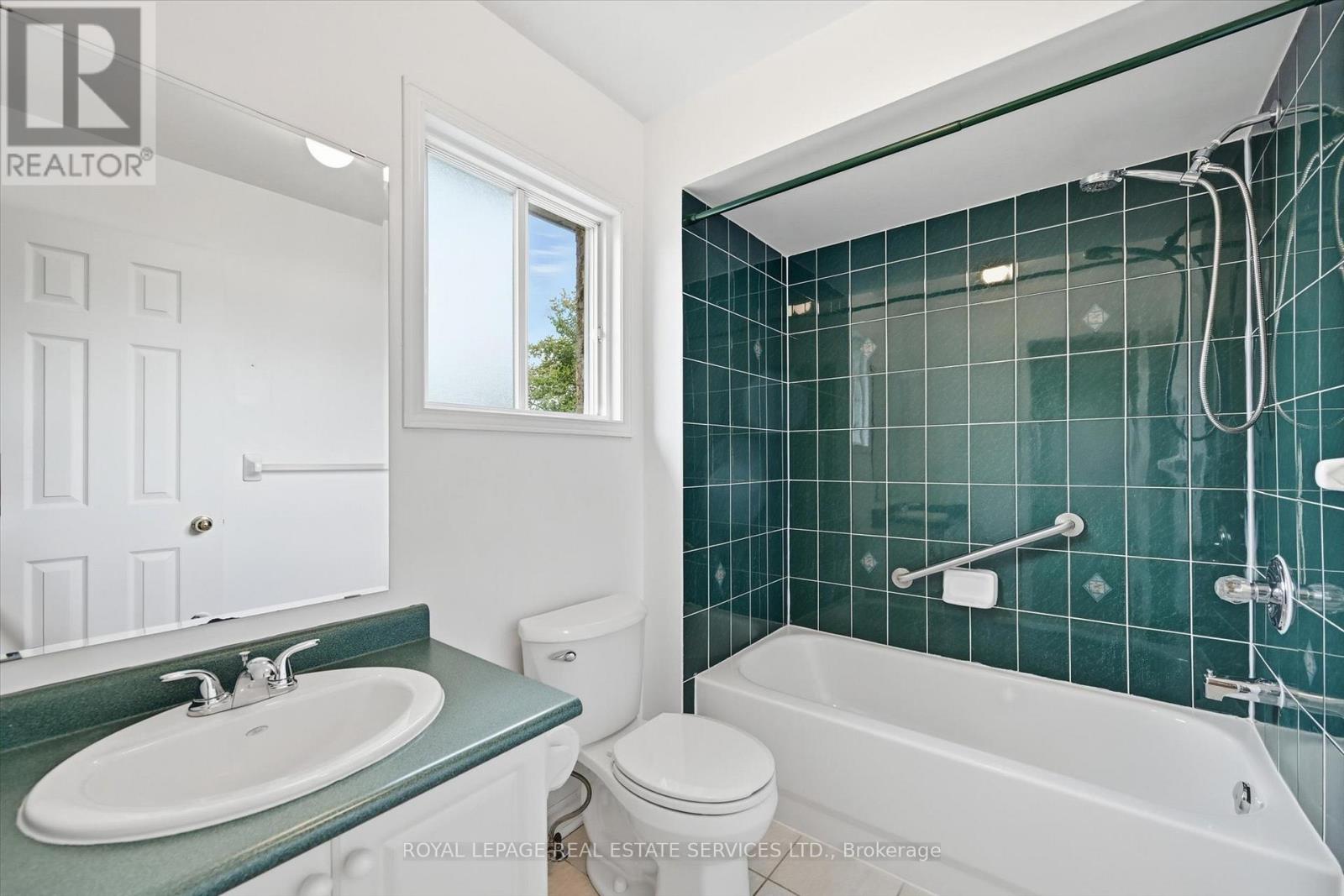 513 Fothergill Boulevard, Burlington, Ontario  L7L 6C8 - Photo 32 - W12480855
