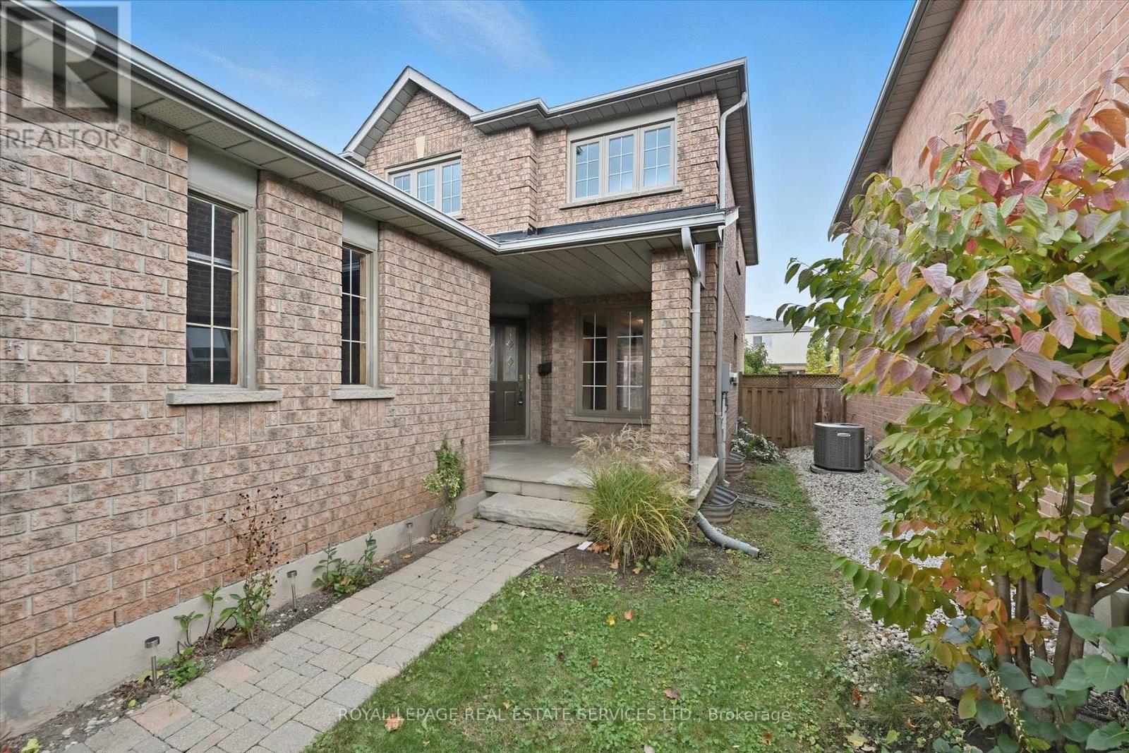 513 Fothergill Boulevard, Burlington, Ontario  L7L 6C8 - Photo 4 - W12480855