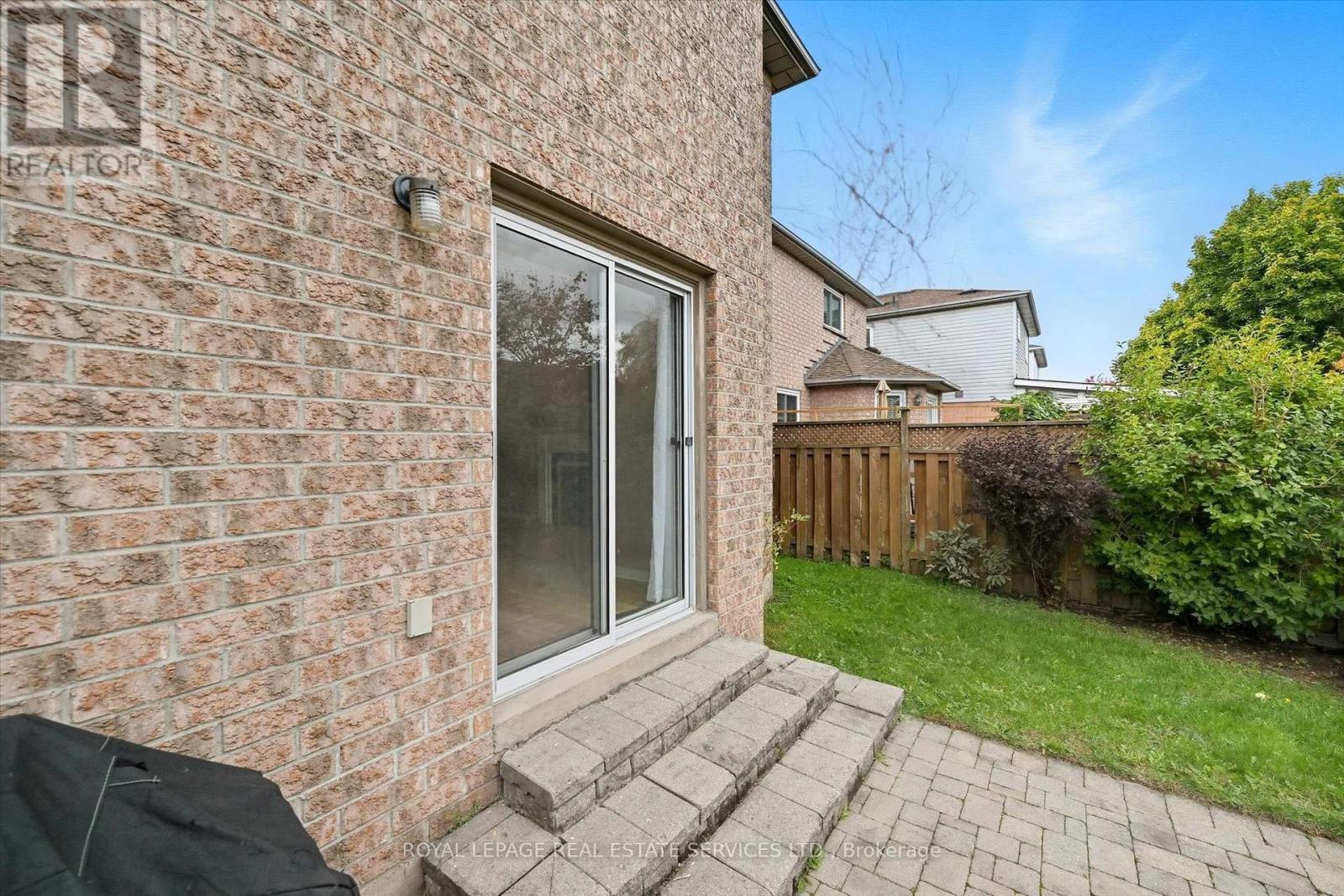 513 Fothergill Boulevard, Burlington, Ontario  L7L 6C8 - Photo 41 - W12480855
