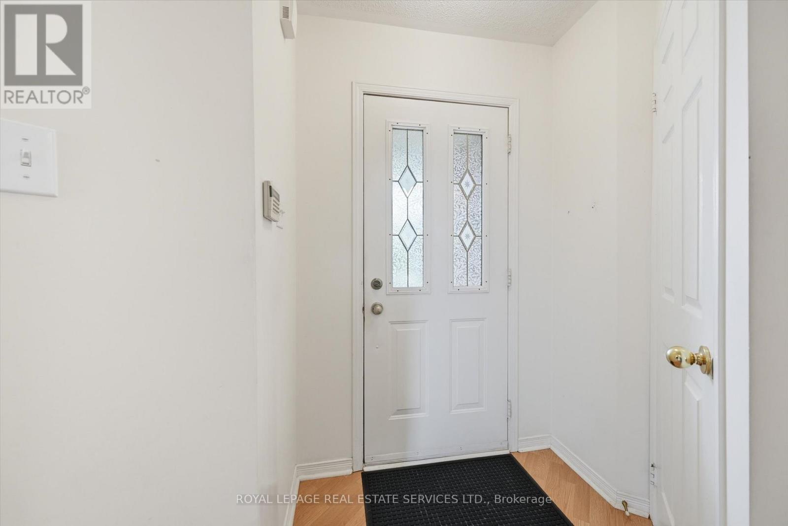 513 Fothergill Boulevard, Burlington, Ontario  L7L 6C8 - Photo 6 - W12480855