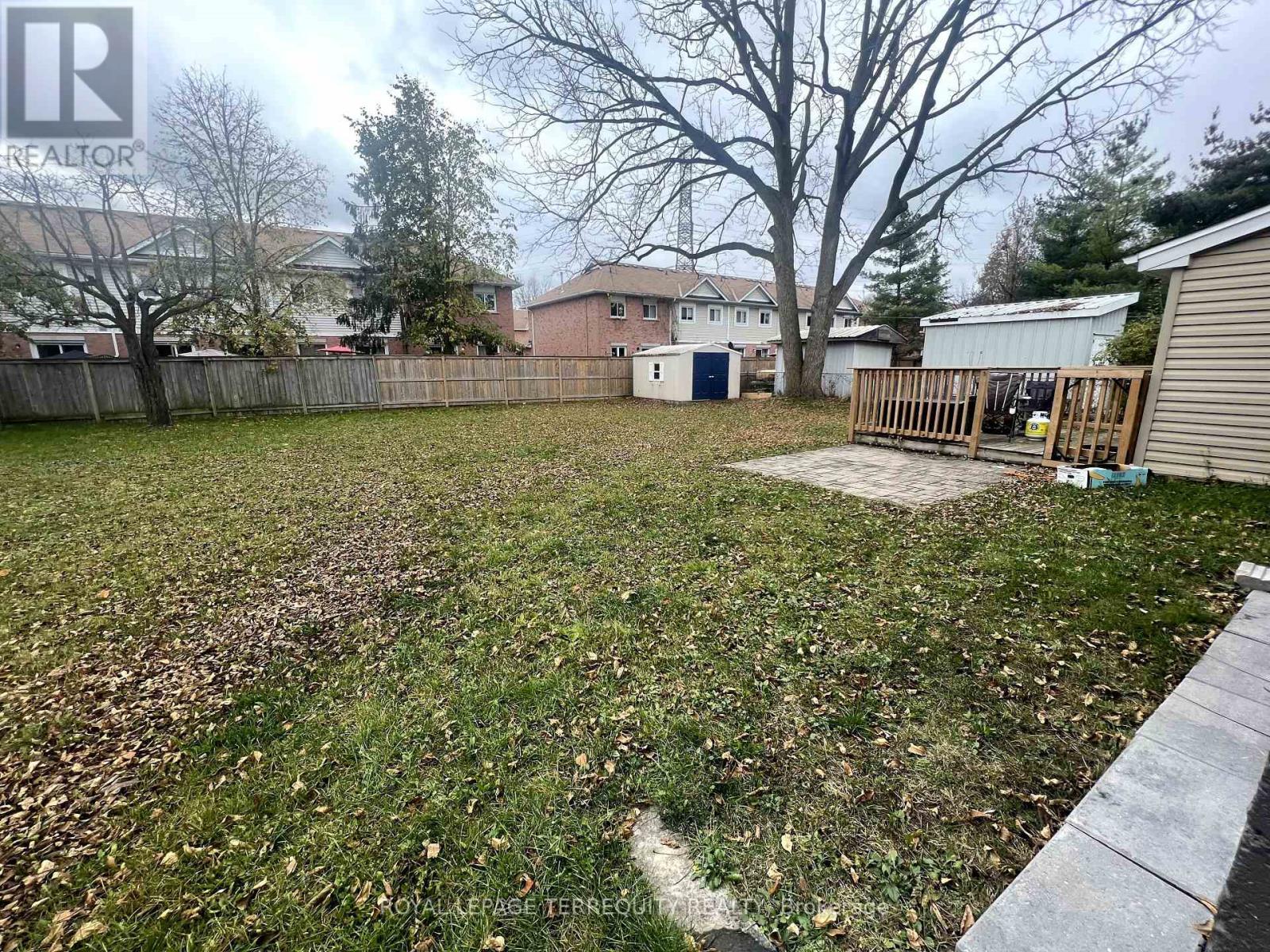 1280 Coric Avenue, Burlington, Ontario  L7R 3S3 - Photo 10 - W12480868